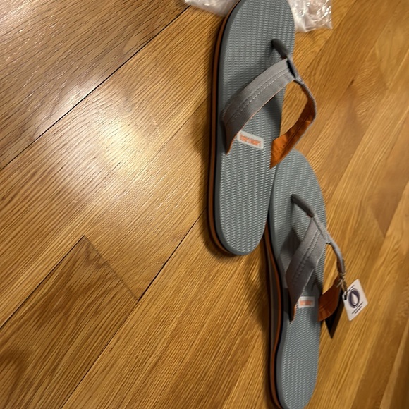 Hari Mari Dunes Men's Premium Waterproof Rubber Sandals with Comfortable Memory - Picture 10 of 16